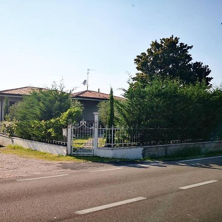 منزل الضيف بونتي سول مينشيو  في Casa Bella المظهر الخارجي الصورة